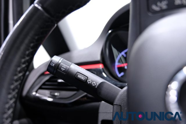 OPEL Corsa usata, con Servosterzo