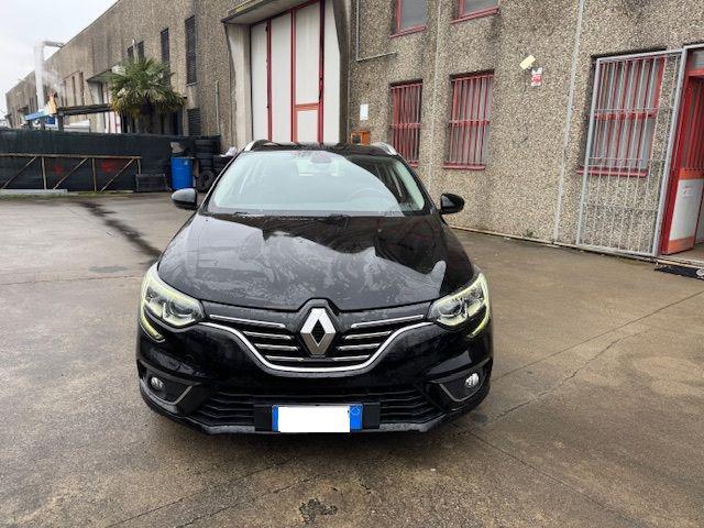 RENAULT Megane usata, con Alzacristalli elettrici