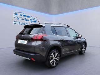 PEUGEOT 2008 usata, con Autoradio