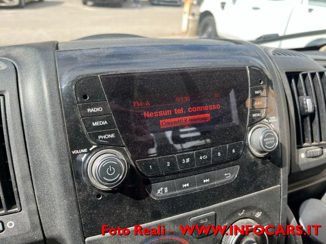 PEUGEOT Boxer usata, con Volante multifunzione