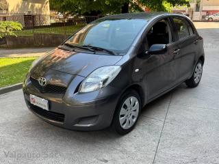 TOYOTA Yaris 1.0 5 porte Now