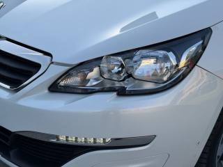 PEUGEOT 208 usata, con Bluetooth