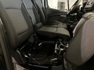 RENAULT Trafic usata 23