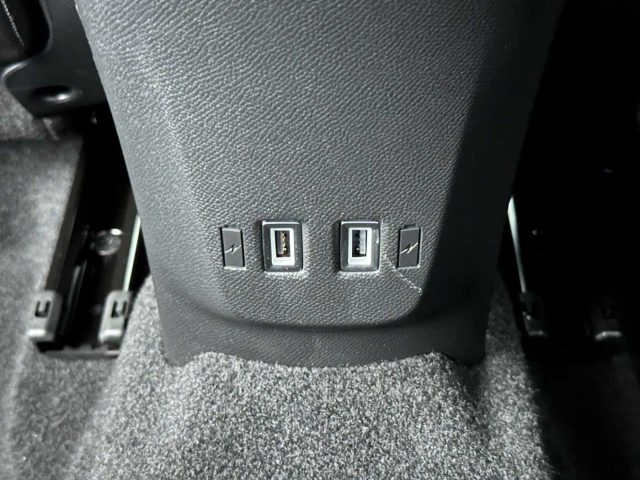 OPEL Mokka-e usata 29