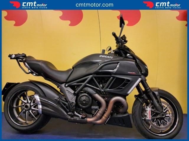 DUCATI Diavel usata 0