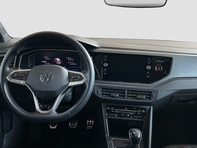 VOLKSWAGEN Taigo usata 10