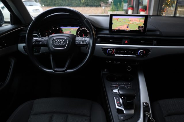 AUDI A4 usata, con Volante multifunzione