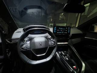 PEUGEOT 5008 usata, con USB