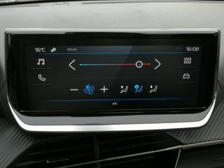 PEUGEOT 208 usata, con Touch screen