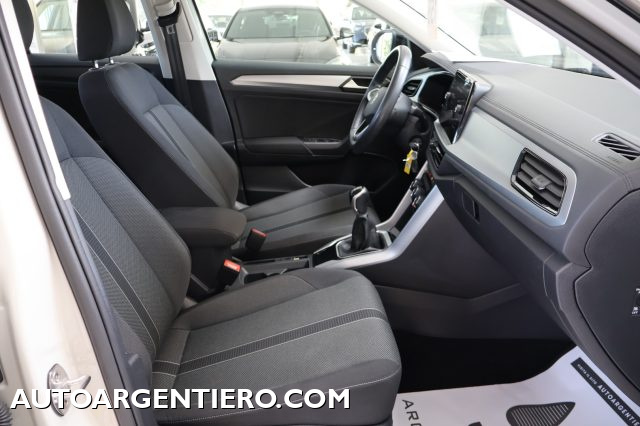 VOLKSWAGEN T-Roc usata, con Isofix