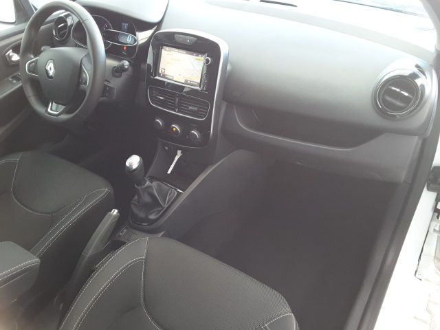 RENAULT Clio usata, con Controllo trazione