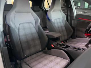 VOLKSWAGEN Golf usata, con Controllo automatico clima