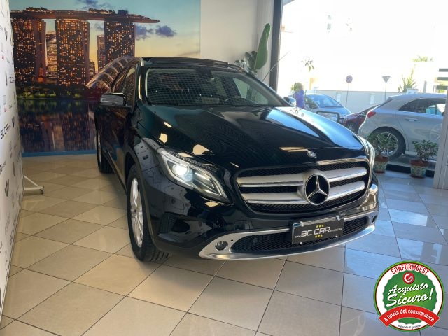 MERCEDES-BENZ GLA 200 usata, con Luci diurne LED
