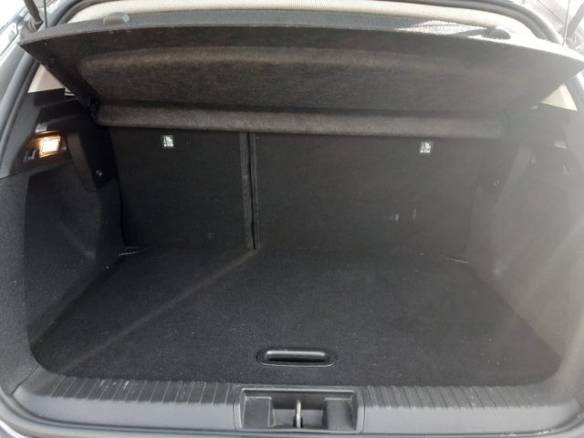 RENAULT Captur usata, con Touch screen