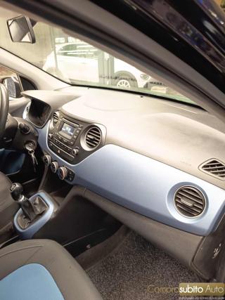 HYUNDAI i10 usata 19