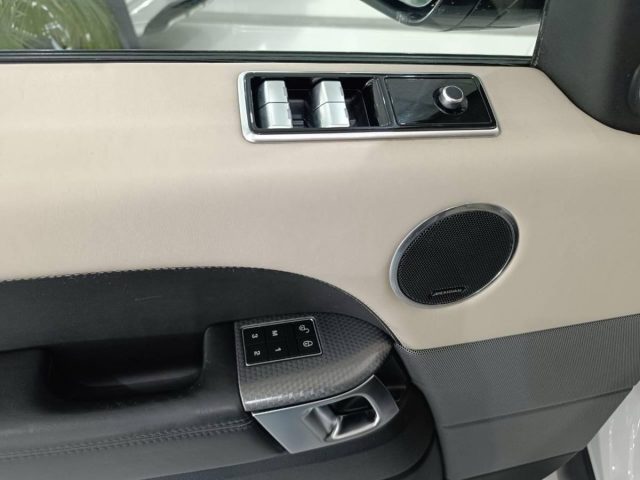 LAND ROVER Range Rover Sport usata, con Specchietti laterali elettrici