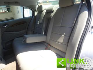 JAGUAR S-Type usata, con USB