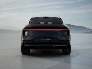 LOTUS Eletre usata, con Autoradio