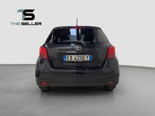 TOYOTA Yaris usata, con Autoradio