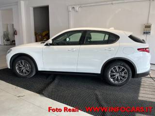 ALFA ROMEO Stelvio usata, con Controllo automatico clima