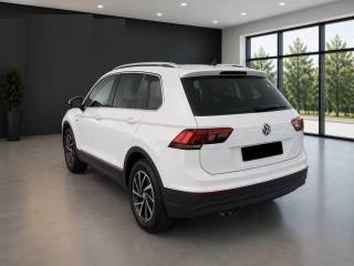 VOLKSWAGEN Tiguan usata, con Airbag
