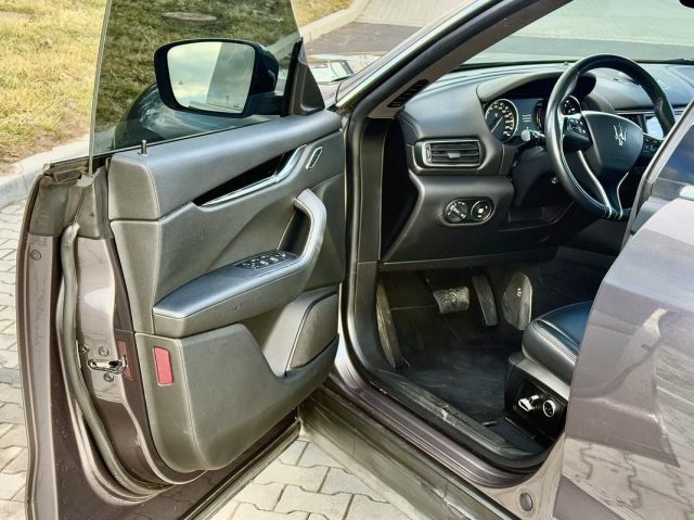 MASERATI Levante usata, con Autoradio