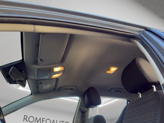 KIA Stonic usata, con Specchietti laterali elettrici