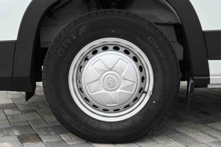 MAXUS Deliver 9 usata, con Hill holder