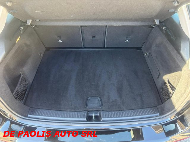 MERCEDES-BENZ B 180 usata, con Volante in pelle