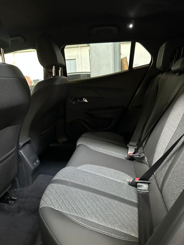 PEUGEOT 2008 usata, con Sistema di navigazione