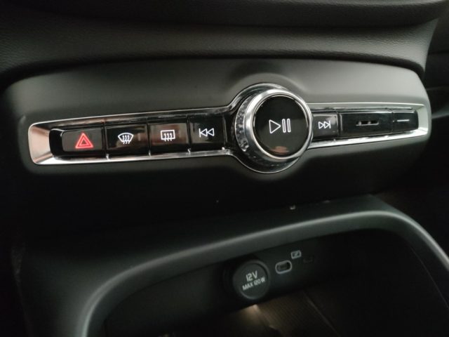 VOLVO XC40 usata, con Vetri oscurati