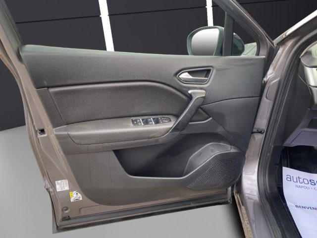 RENAULT Captur usata, con Servosterzo