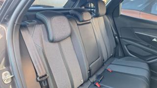 PEUGEOT 3008 usata, con Climatizzatore