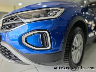 VOLKSWAGEN T-Roc usata, con Autoradio digitale
