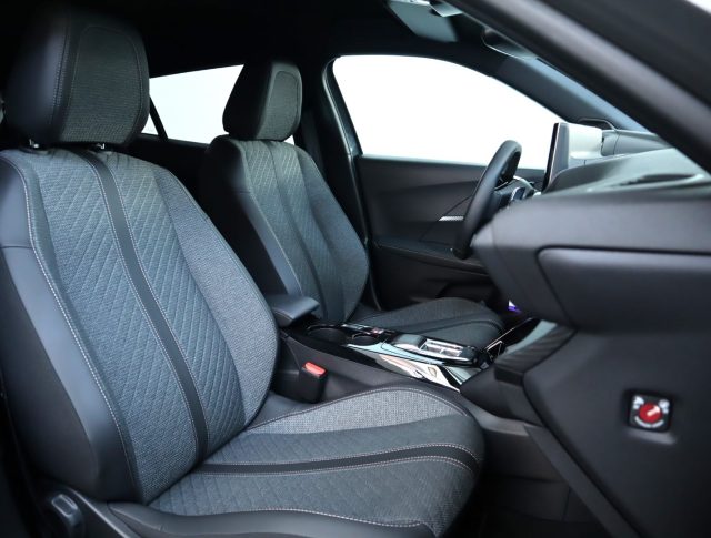 PEUGEOT 2008 usata, con ESP