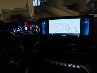 PEUGEOT 5008 usata, con Touch screen