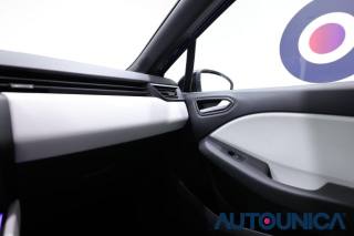 RENAULT Clio usata, con Sensori di parcheggio posteriori