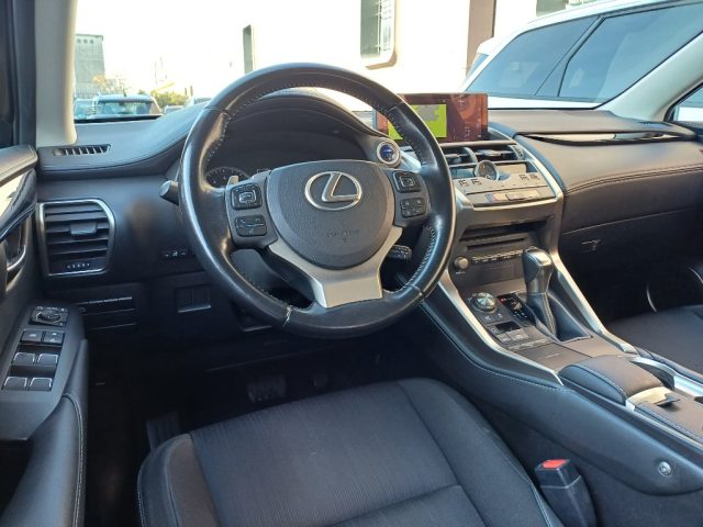 LEXUS NX 300 usata, con Cruise Control