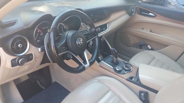 ALFA ROMEO Stelvio usata, con Interni in pelle