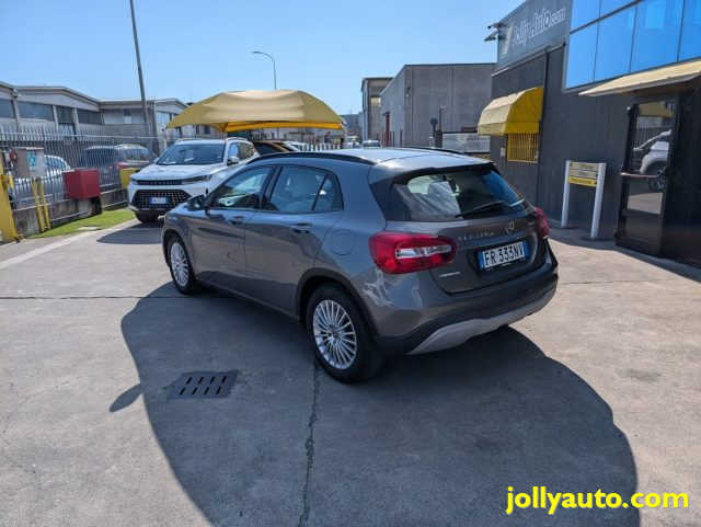 MERCEDES-BENZ GLA 220 usata, con Bluetooth