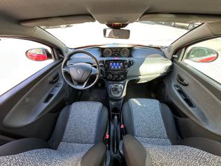 LANCIA Ypsilon usata, con ESP