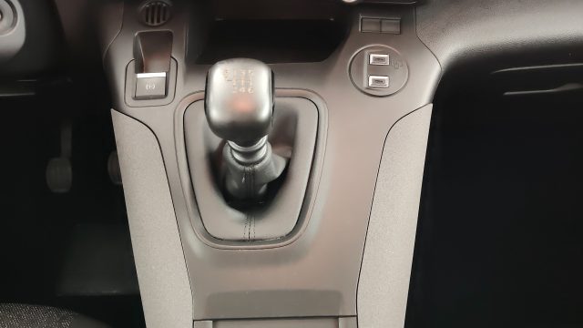 PEUGEOT Rifter usata, con Controllo trazione