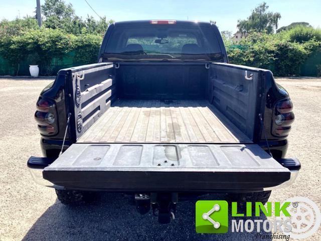 CHEVROLET Silverado usata, con Ruota di riserva