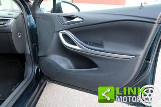 OPEL Astra usata, con Sedile posteriore sdoppiato