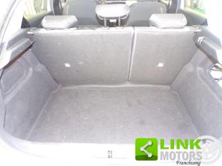 OPEL Corsa usata, con Isofix