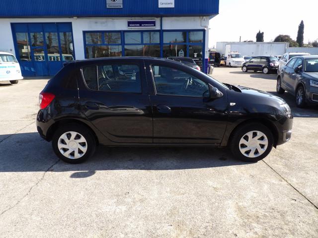 DACIA Sandero usata, con Autoradio