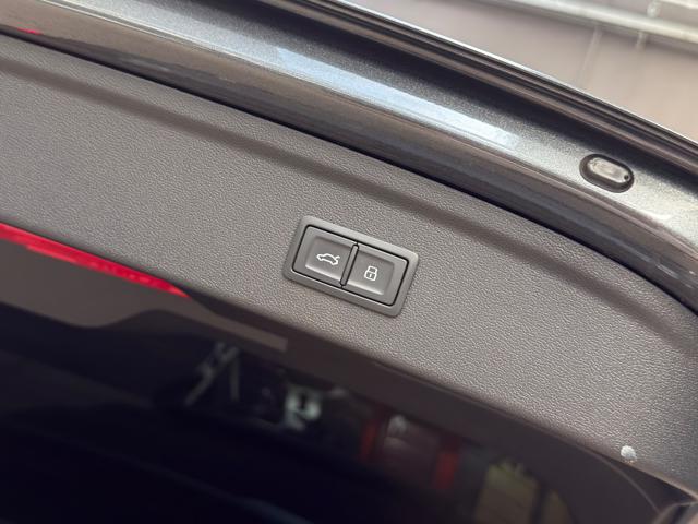 AUDI RS3 usata, con USB