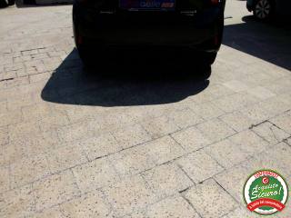 TOYOTA Yaris usata, con Luci diurne