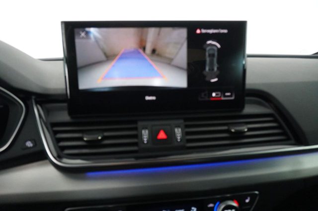 AUDI SQ5 usata, con Sensori di parcheggio anteriori