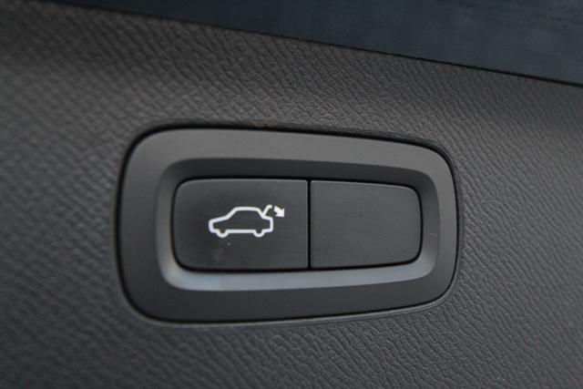 VOLVO XC90 usata, con Riconoscimento dei segnali stradali